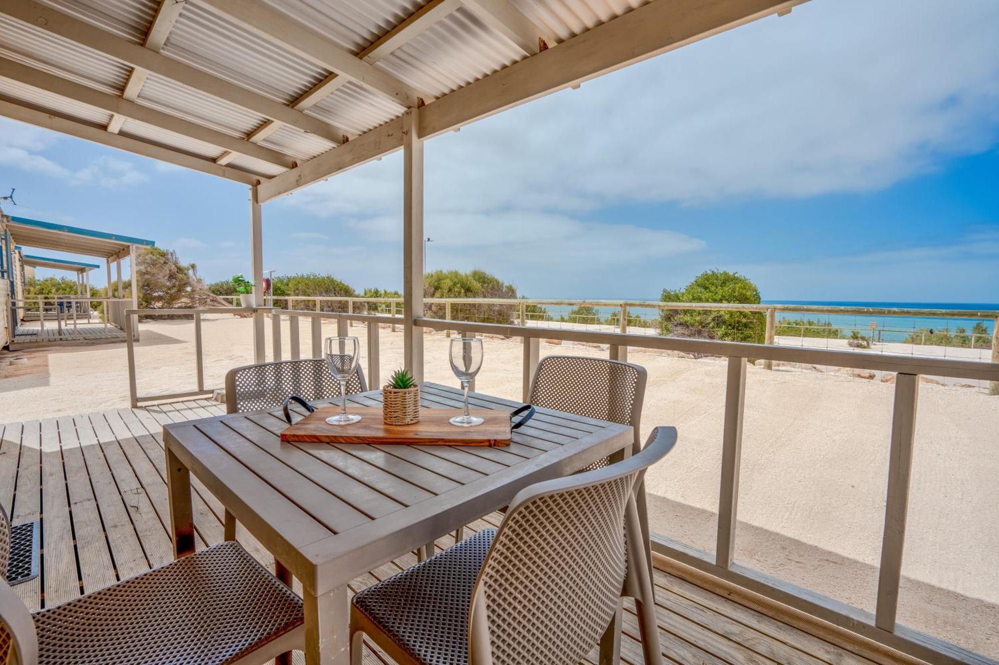 Tasman Holiday Parks - Denham Seaside 外观 照片