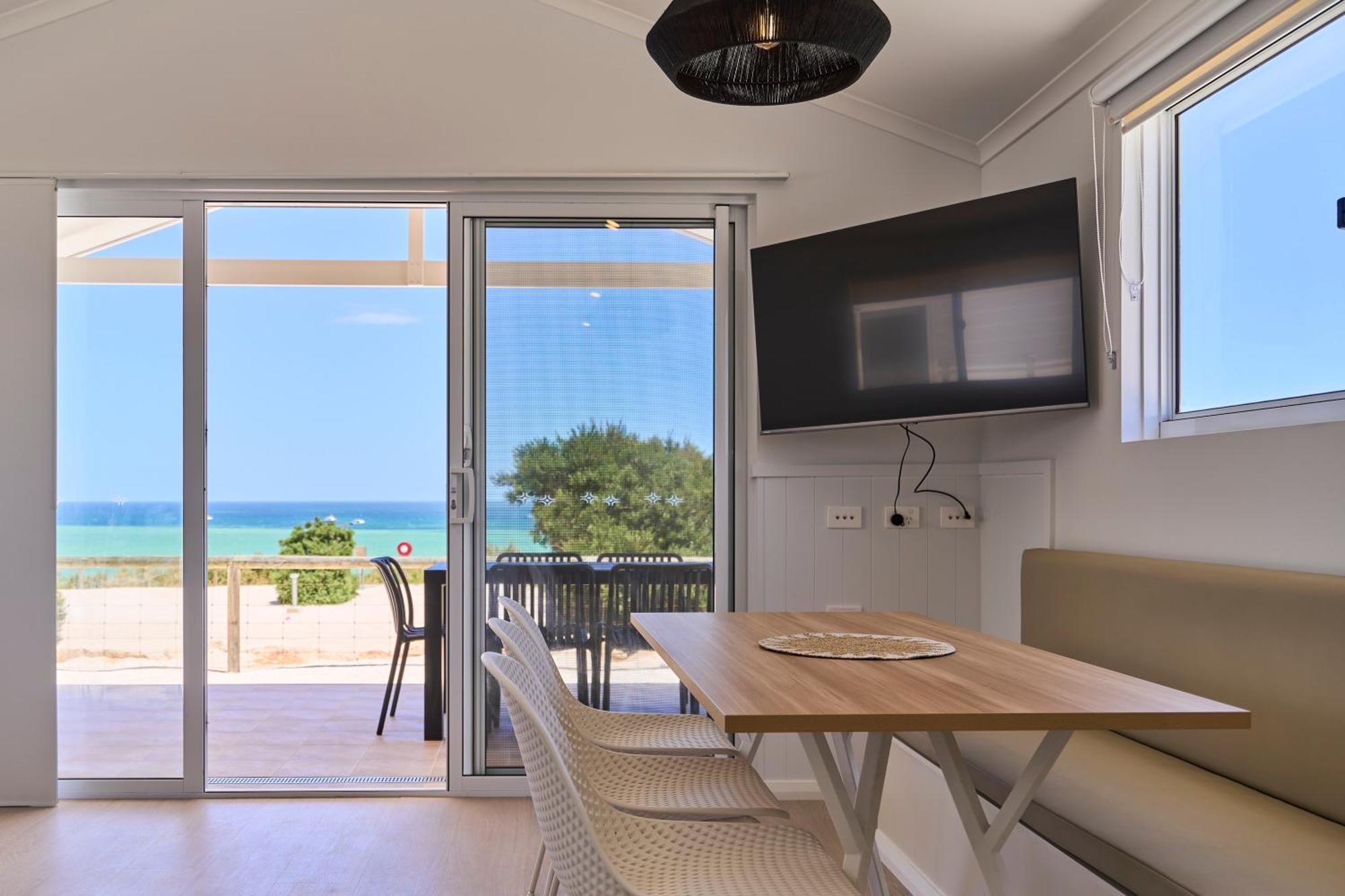 Tasman Holiday Parks - Denham Seaside 外观 照片